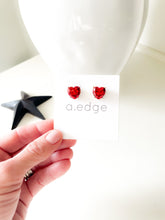 Load image into Gallery viewer, The Glitter Heart Stud Earrings
