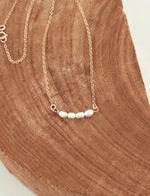 Load image into Gallery viewer, The Amore Pearl Necklace
