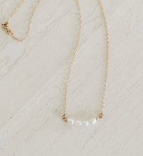 Load image into Gallery viewer, The Amore Pearl Necklace
