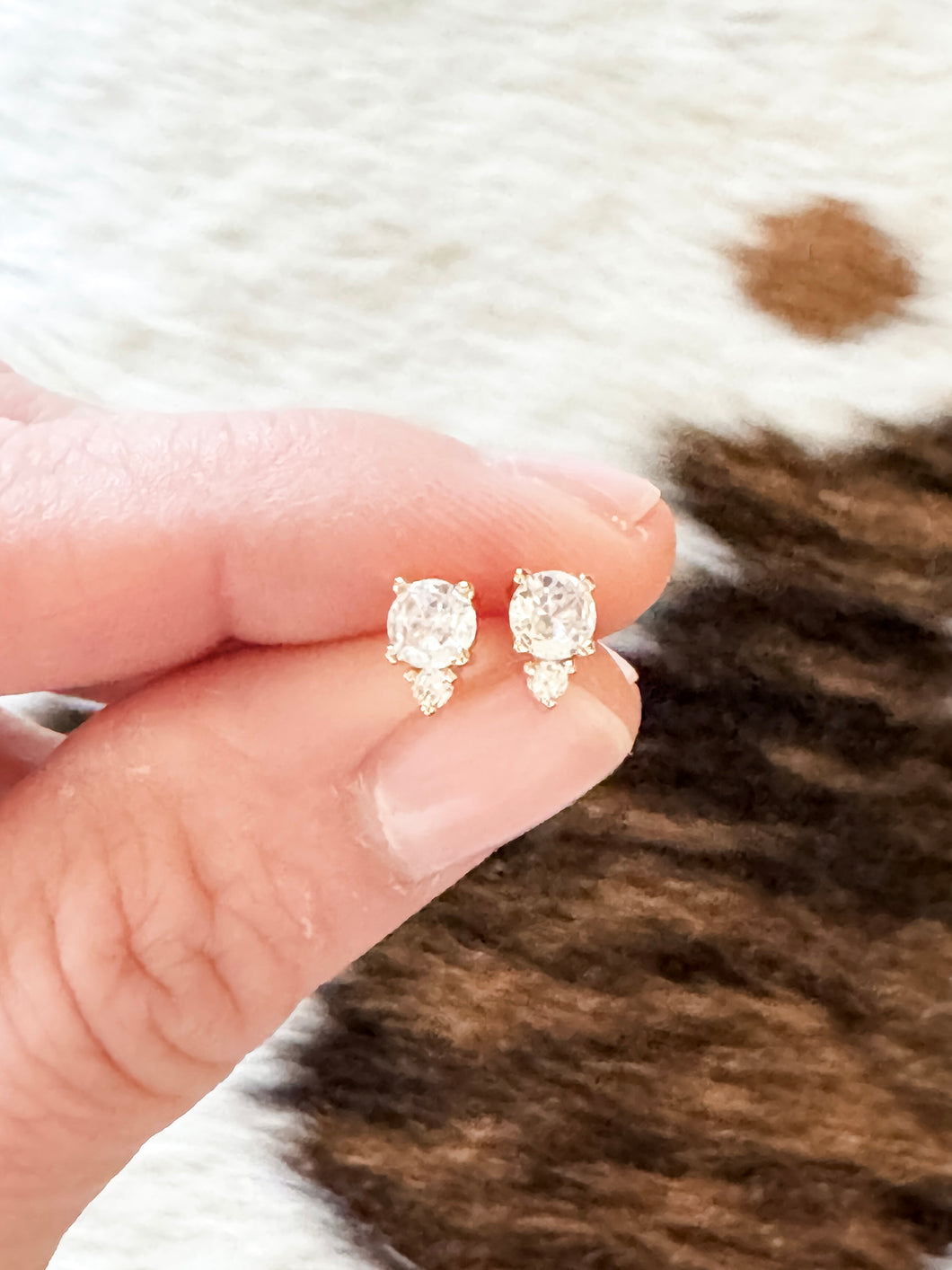 The Double Diamond Stud Earrings