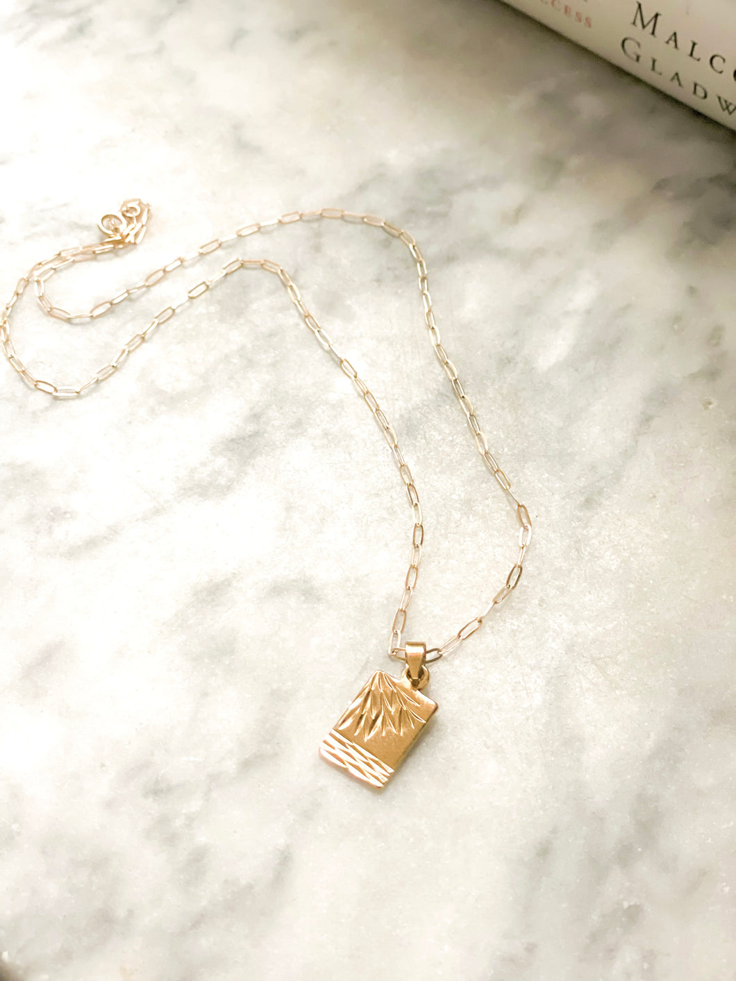 The Isla Necklace