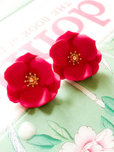 Load image into Gallery viewer, Small Floral Statement Stud Earrings
